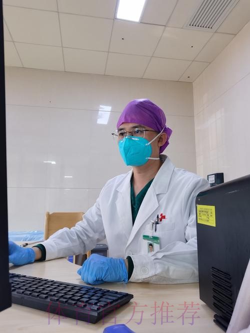 西媒:阿拉巴仍感觉有些不适 但检查结果正常 西媒:阿拉巴仍感觉有些不适 但检查结果正常